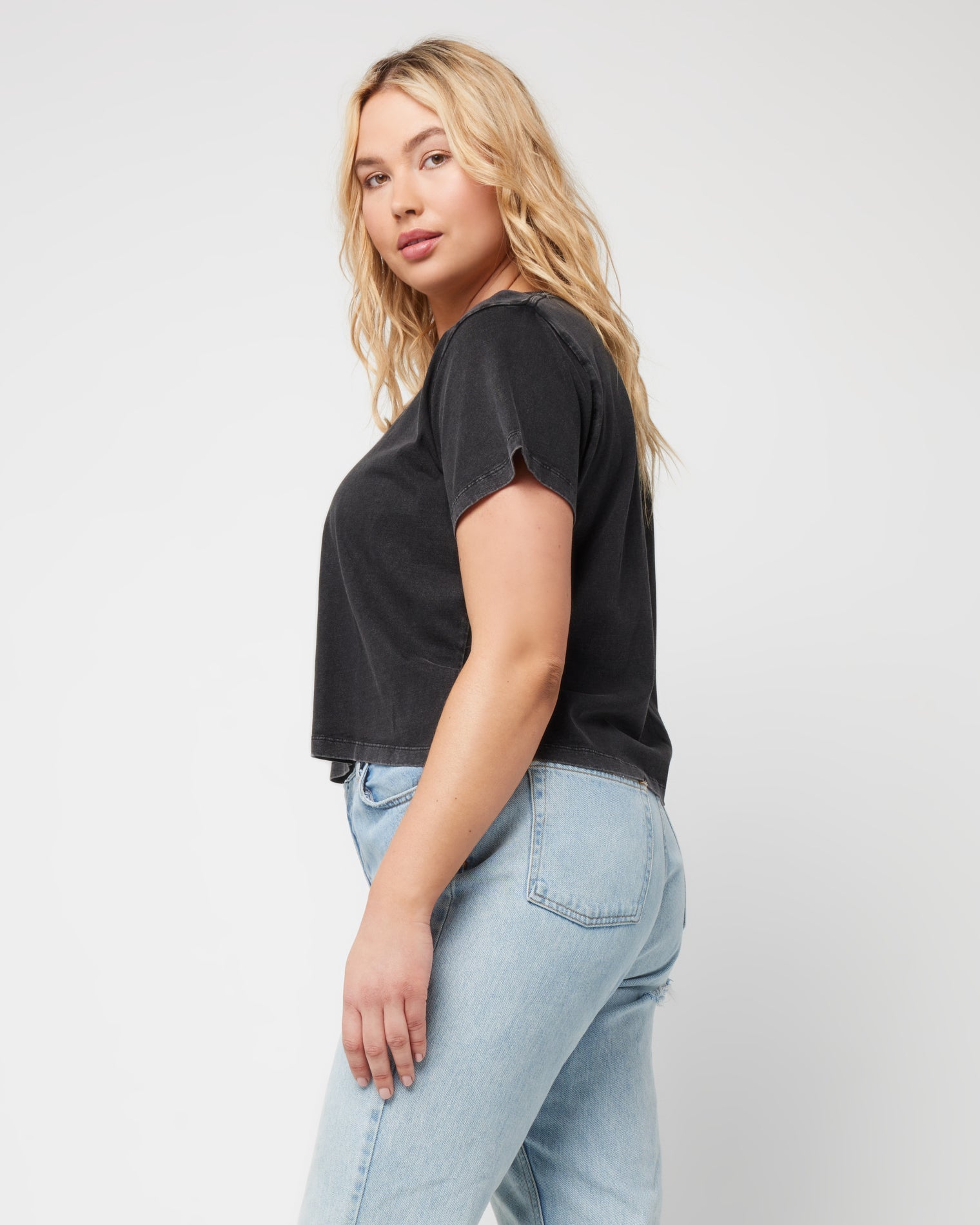 Black | Model: Sydney (size: XL)