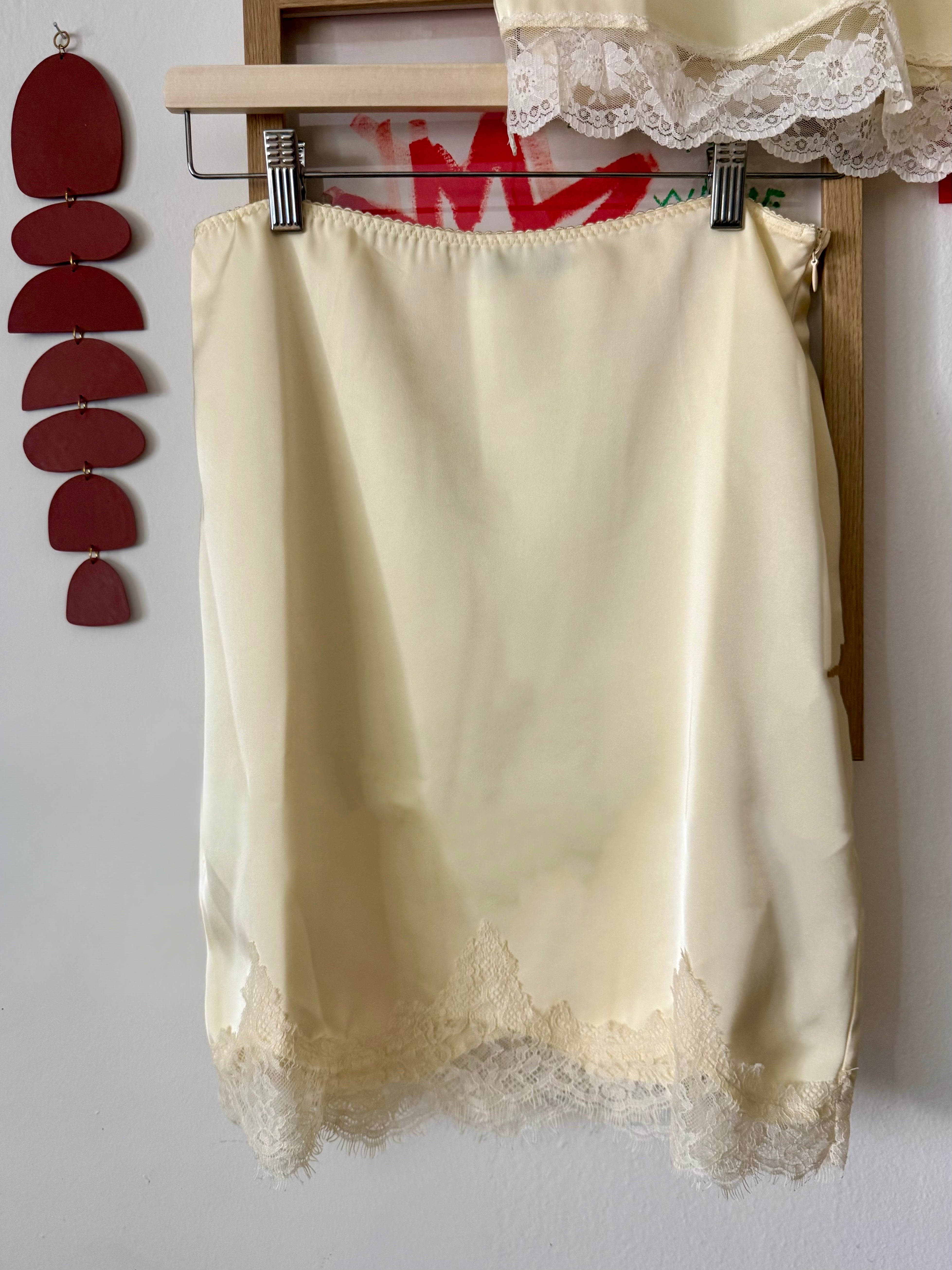 Louisa Knee Length Skirt in Buttercream