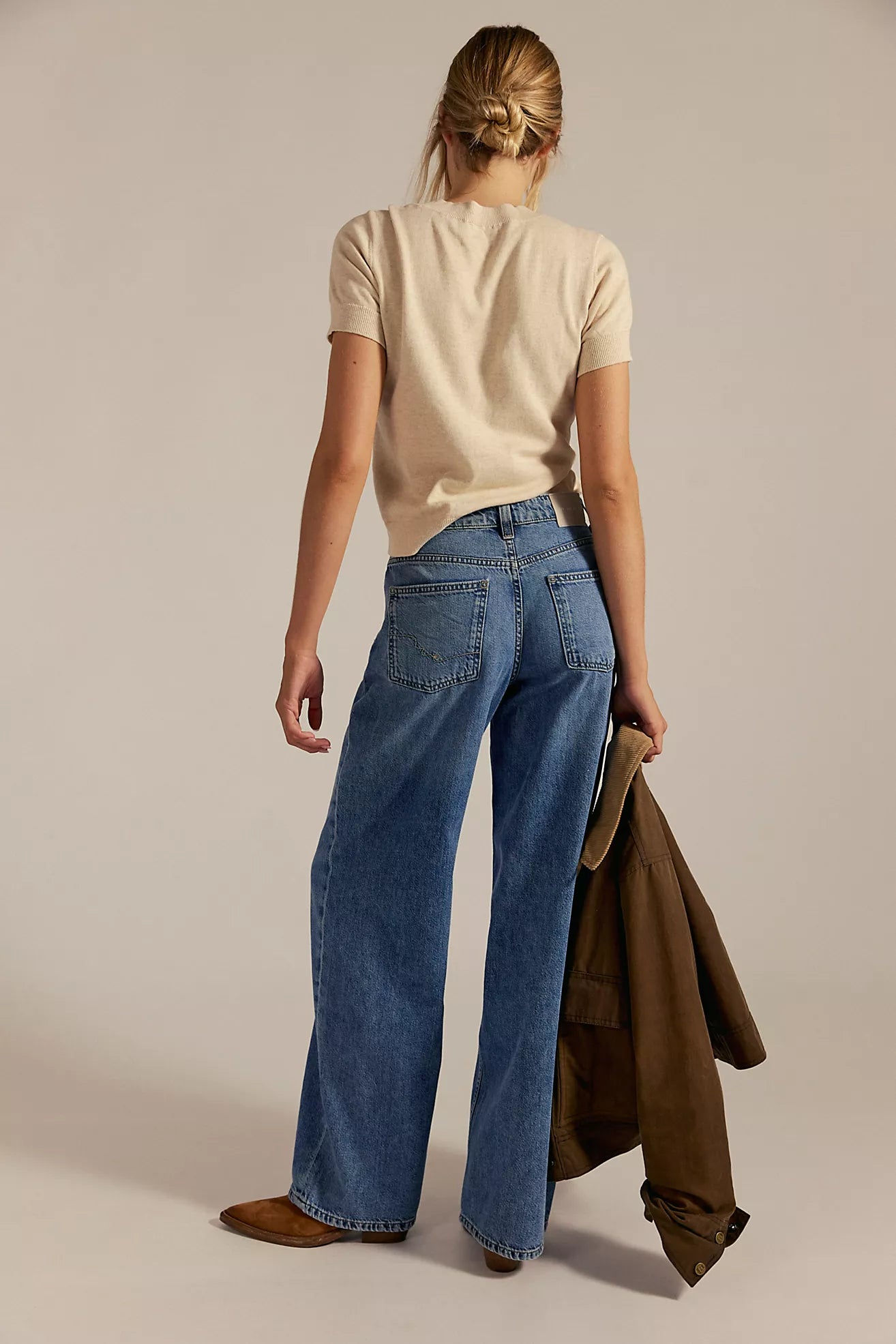 Nia Boyfriend Jeans in Friday