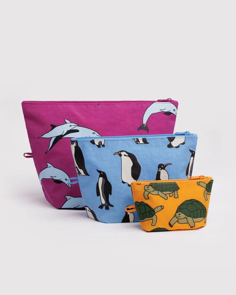 Go Pouch Set in Vacation Animals