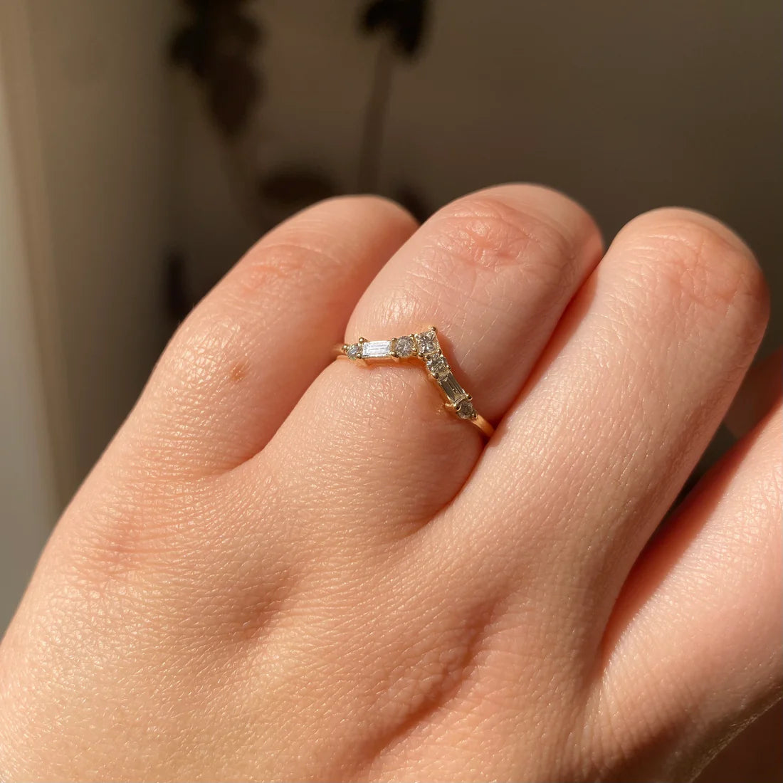 Diamond Cavatina Arch Ring