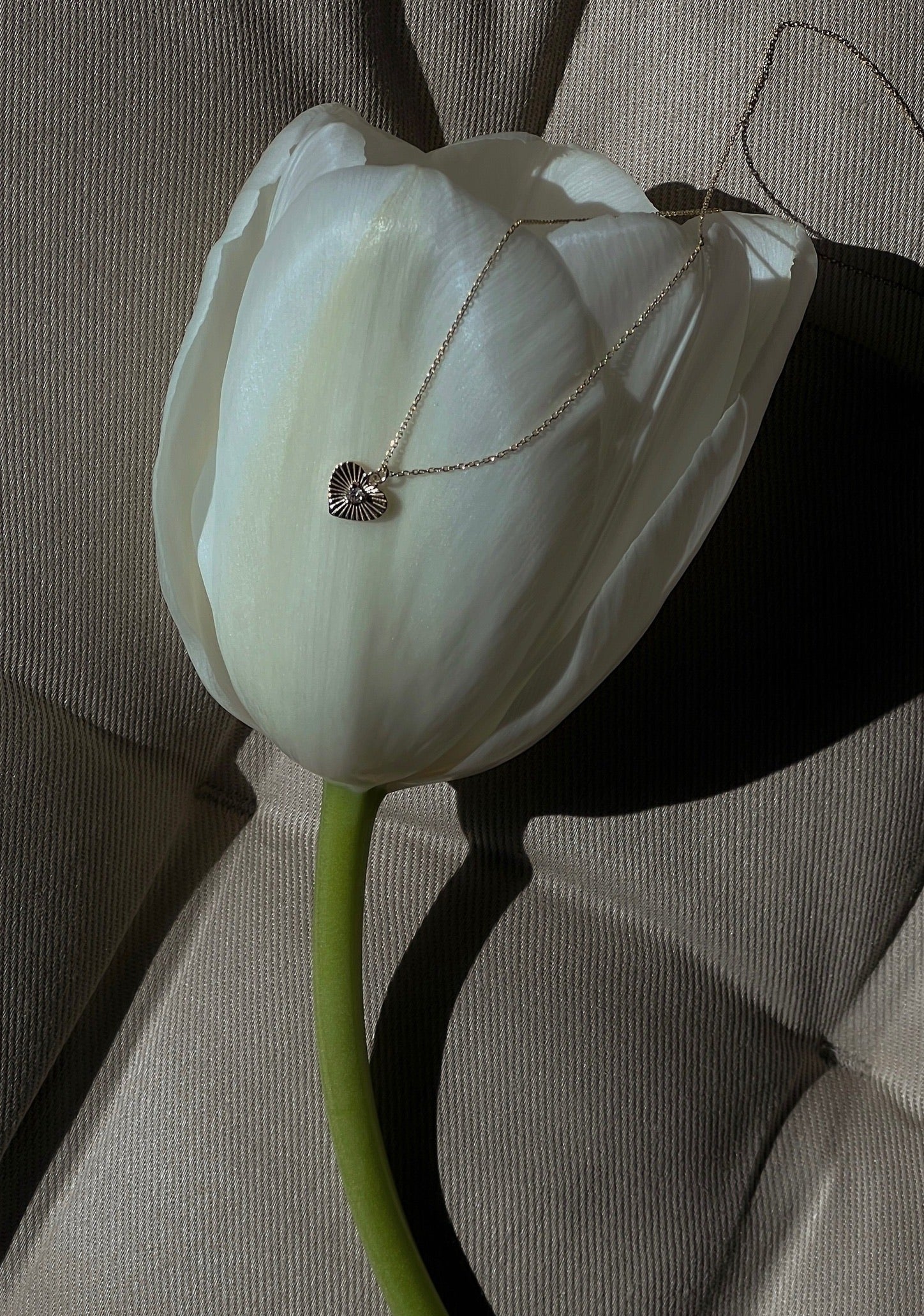 White Diamond Ribbed Heart Necklace