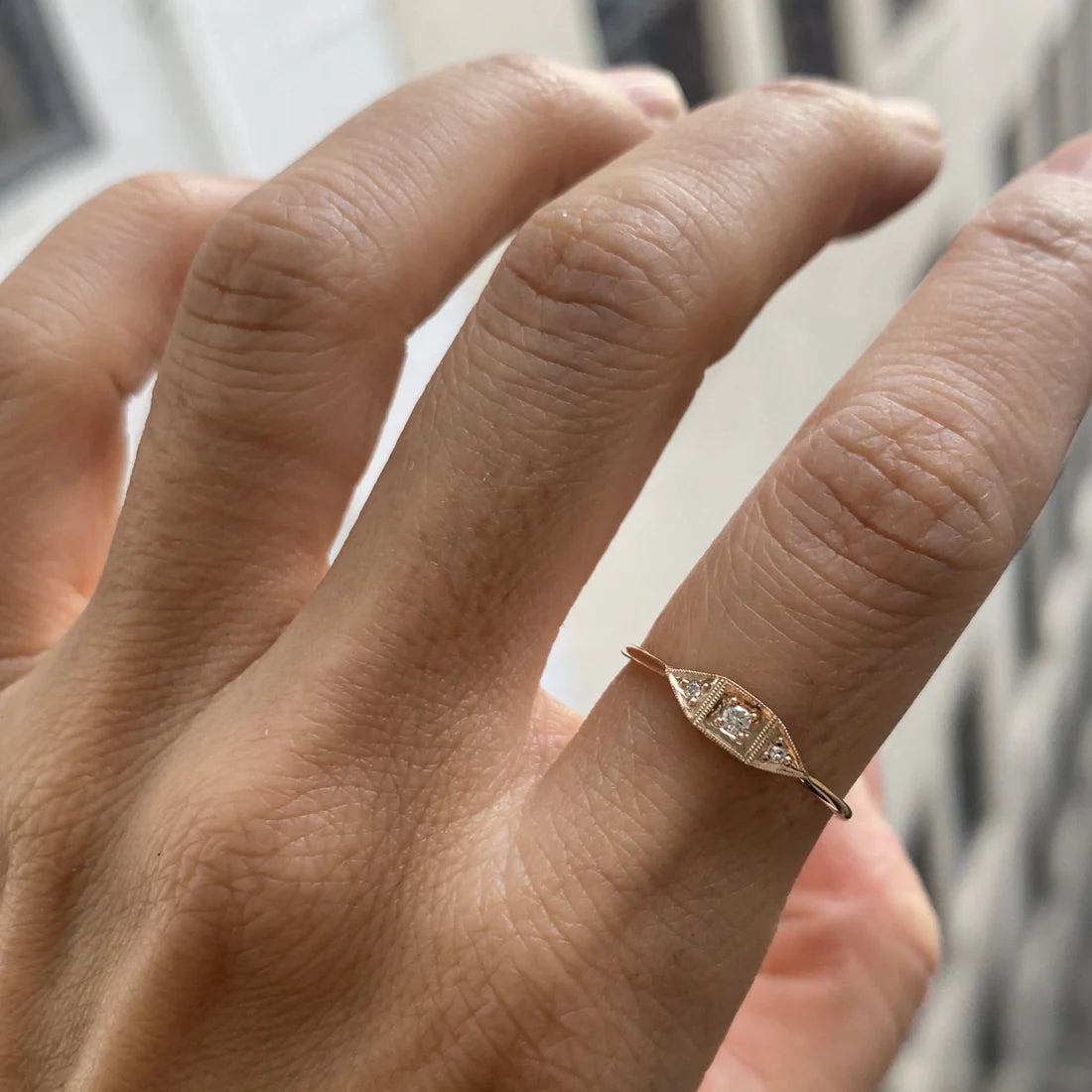 Mini Deco Point Ring - White Diamond