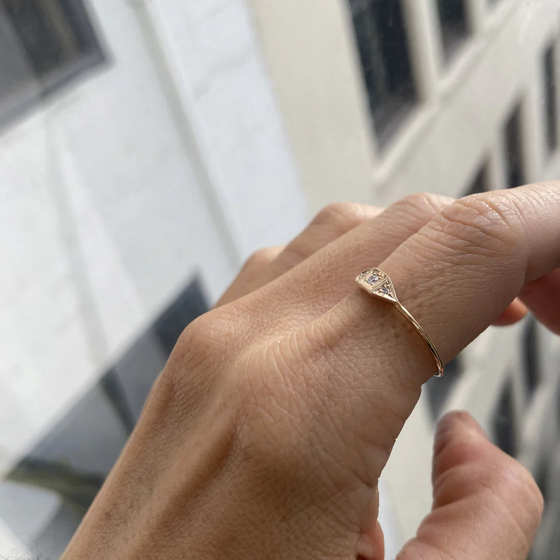 Mini Deco Point Ring - White Diamond
