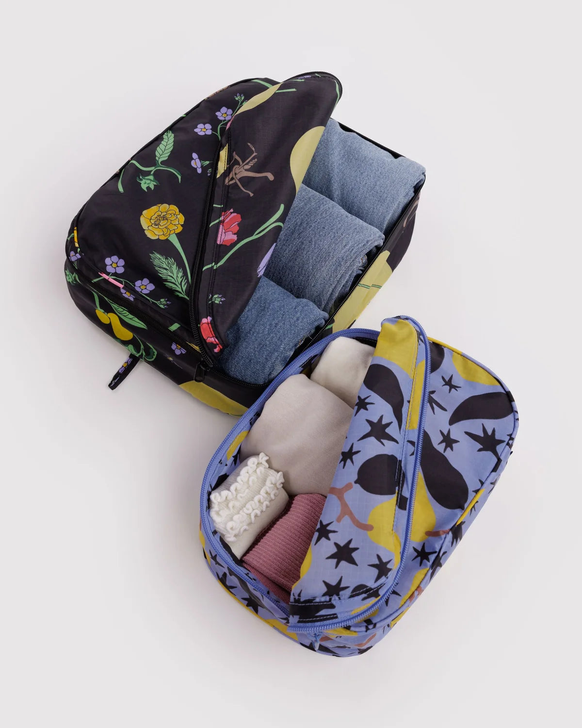 Packing Cube Set in Winter Orchard