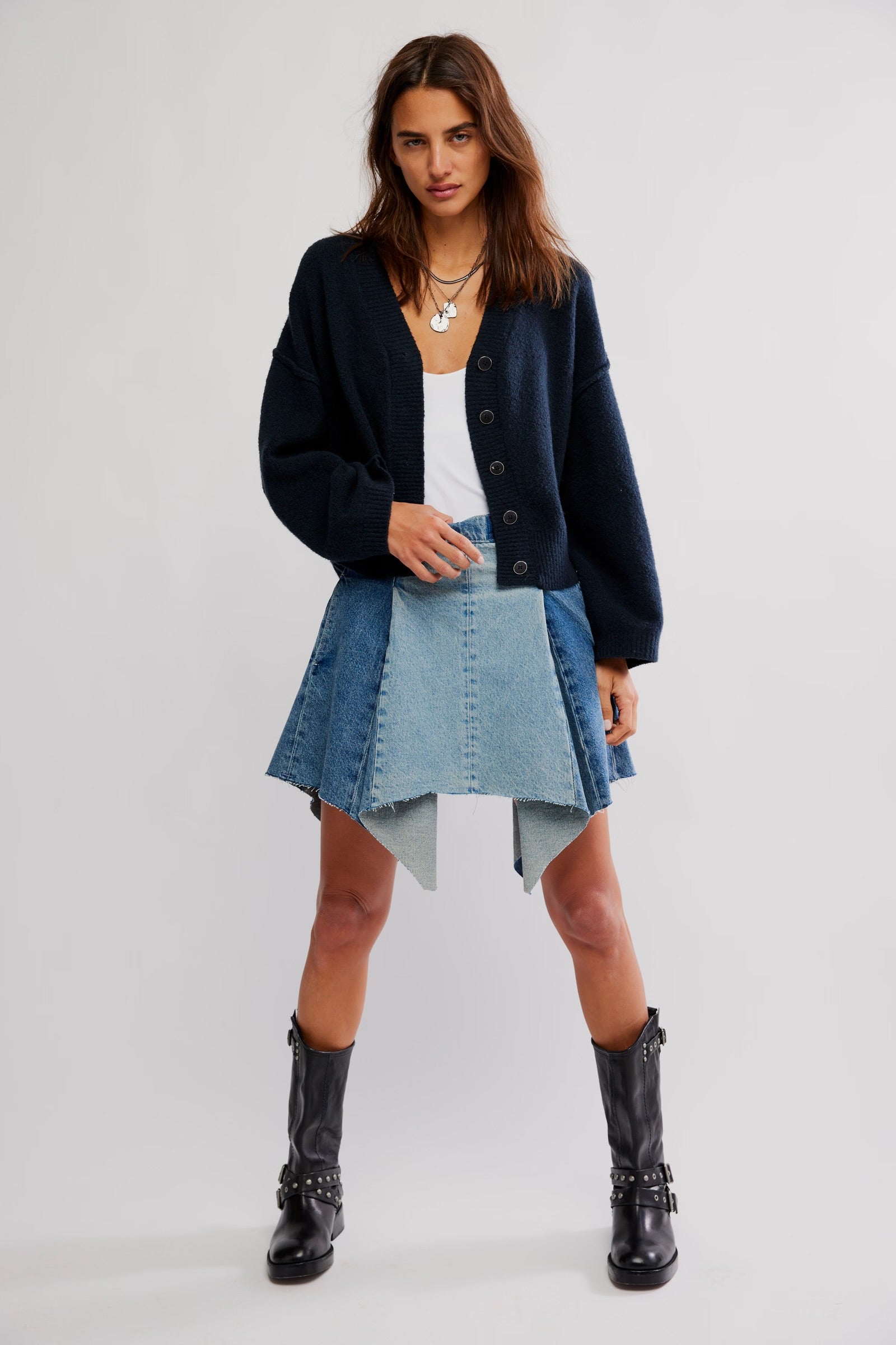 Cool Of The Night Cardi in Black