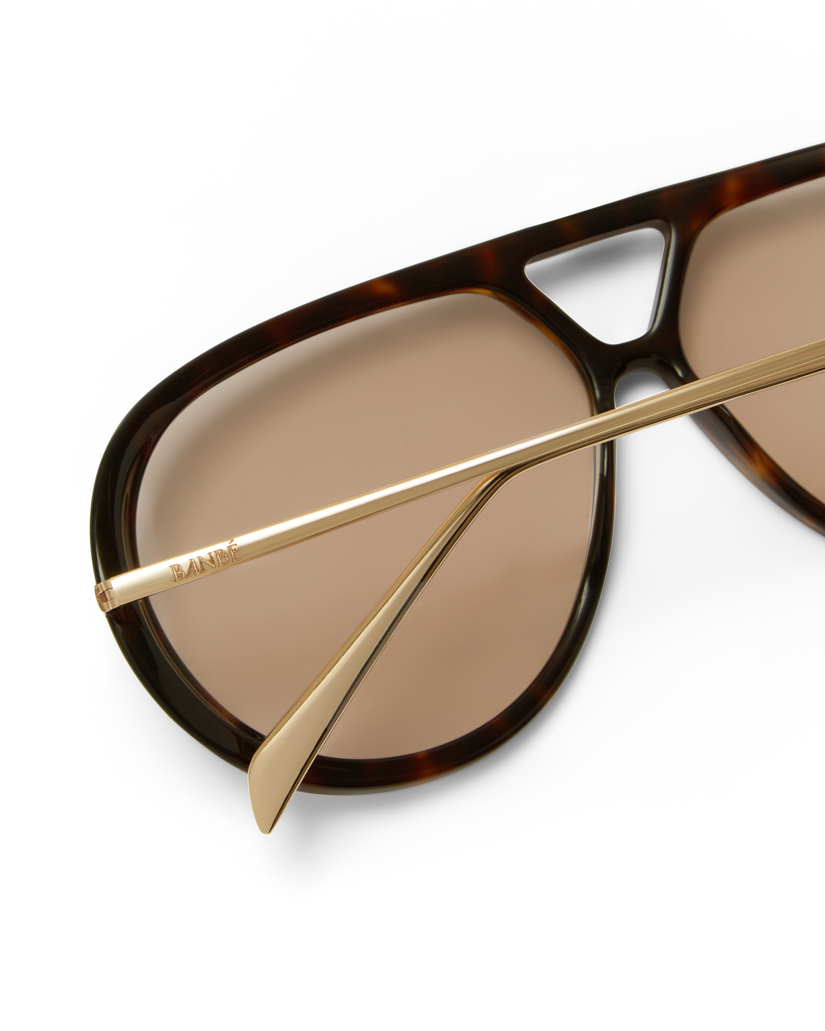The Harley in Cacao Tortoise Peach