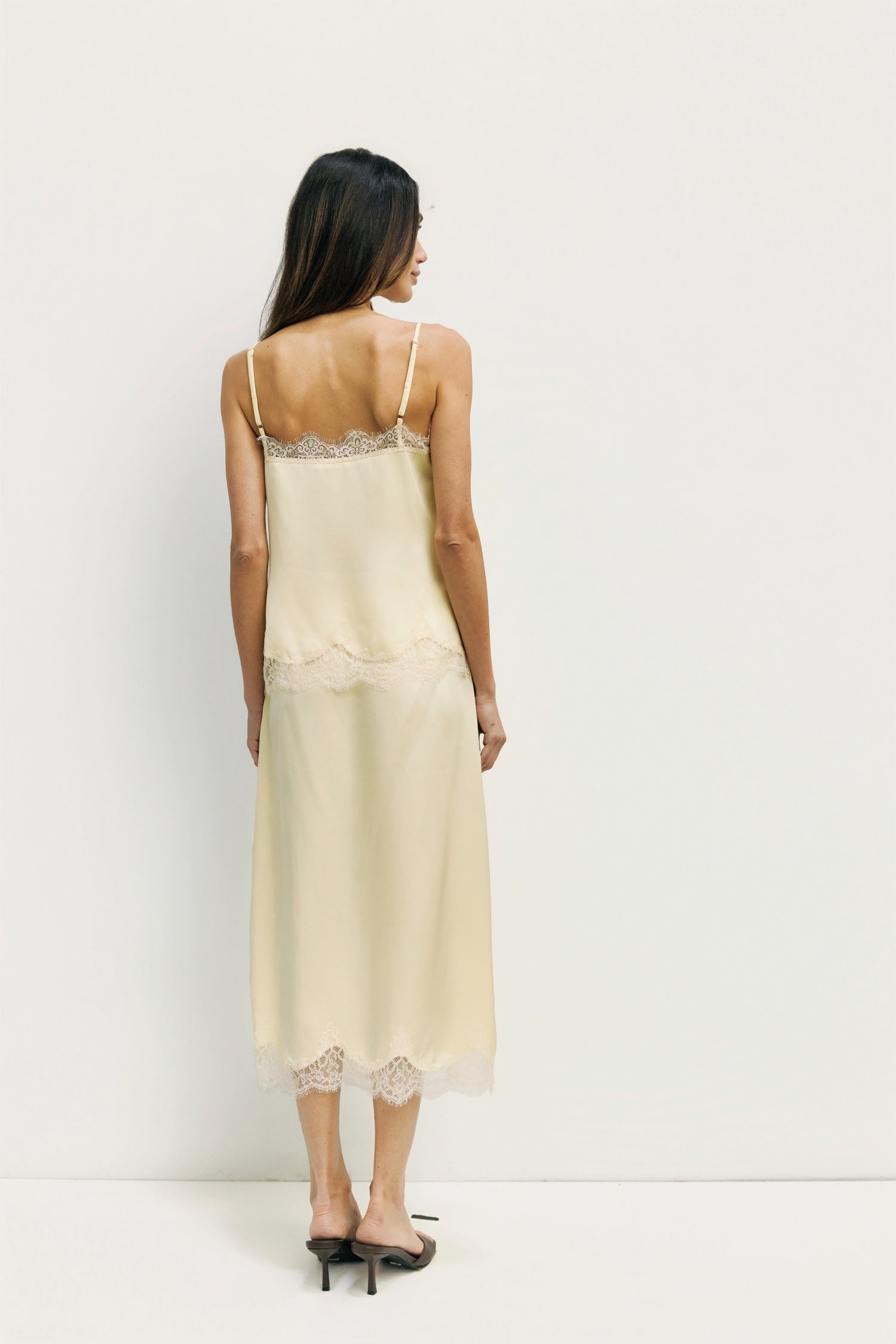 Iona Midi Skirt in Buttercream
