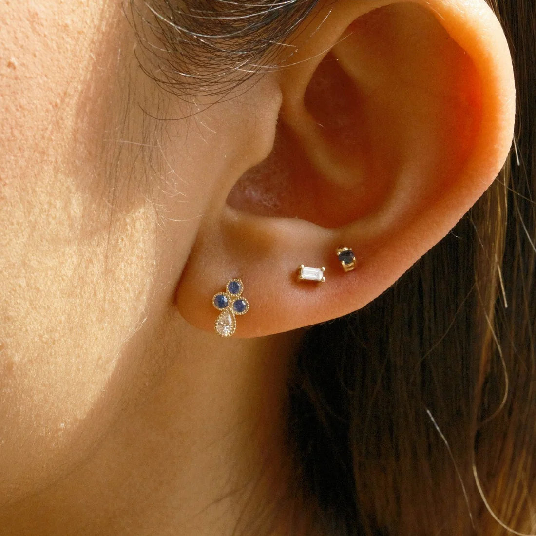 Blue Sapphire Cadenza Stud