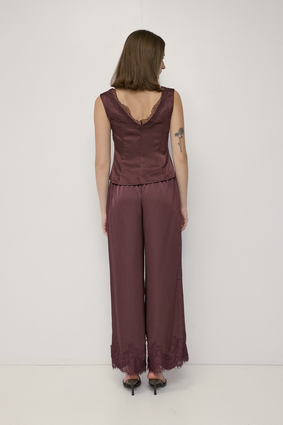 Annie Pants in Plum