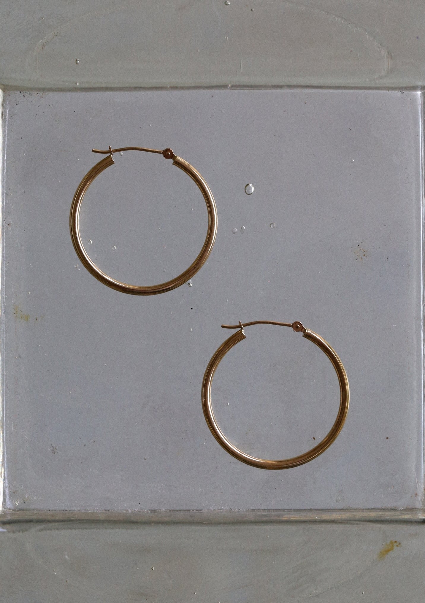 Large Core Hoops