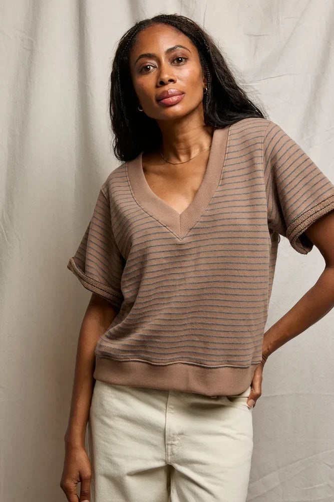 Briggs V Neck Sweatshirt in Mocha Charcoal Stripe