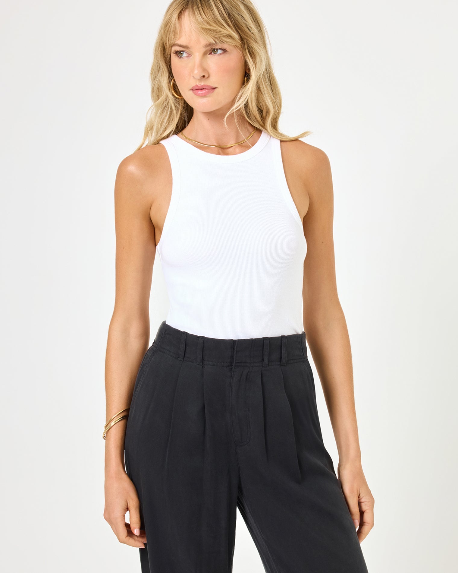 White | Model: Lura (size: S)
