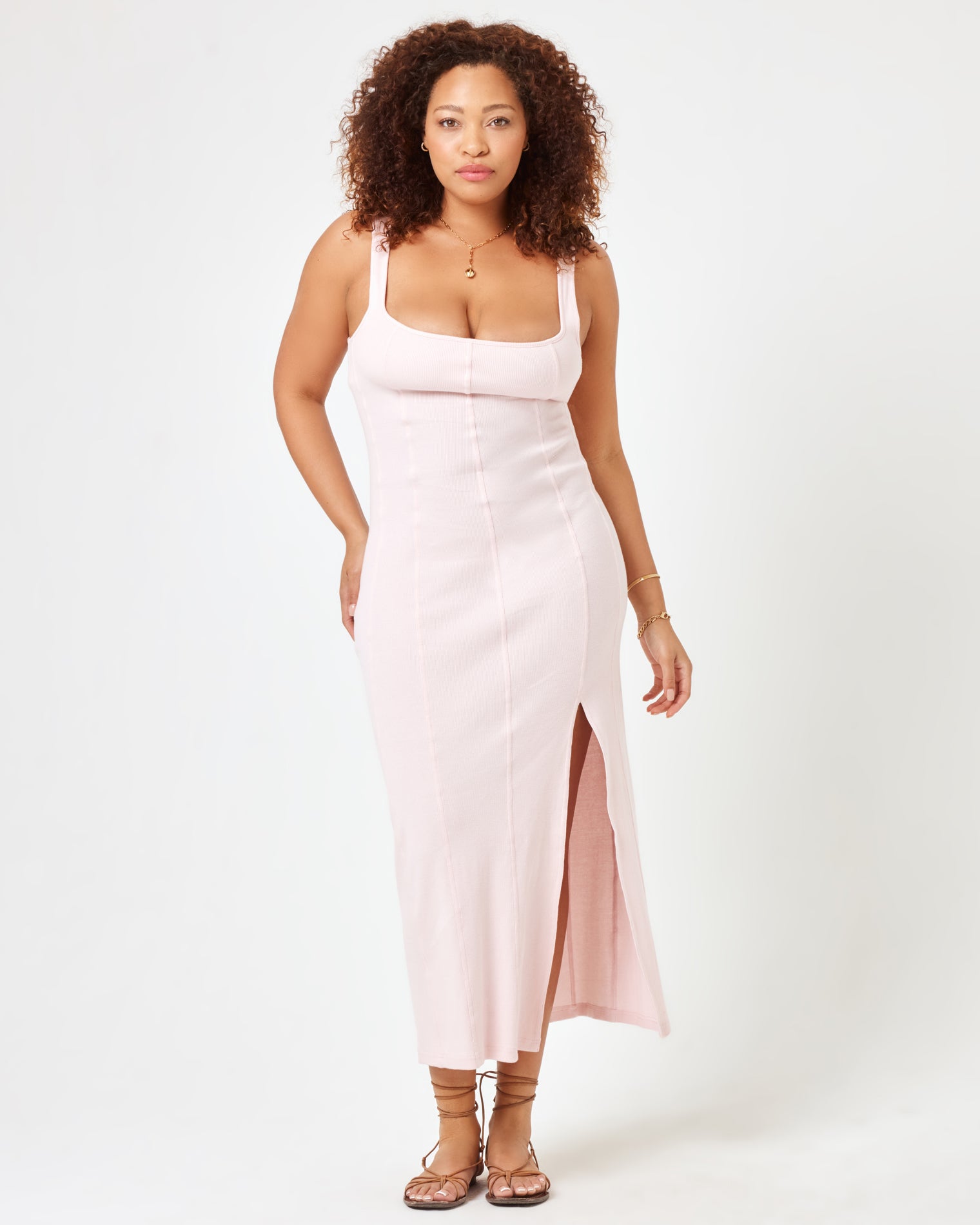 Petal | Model: Amber (size: XL)