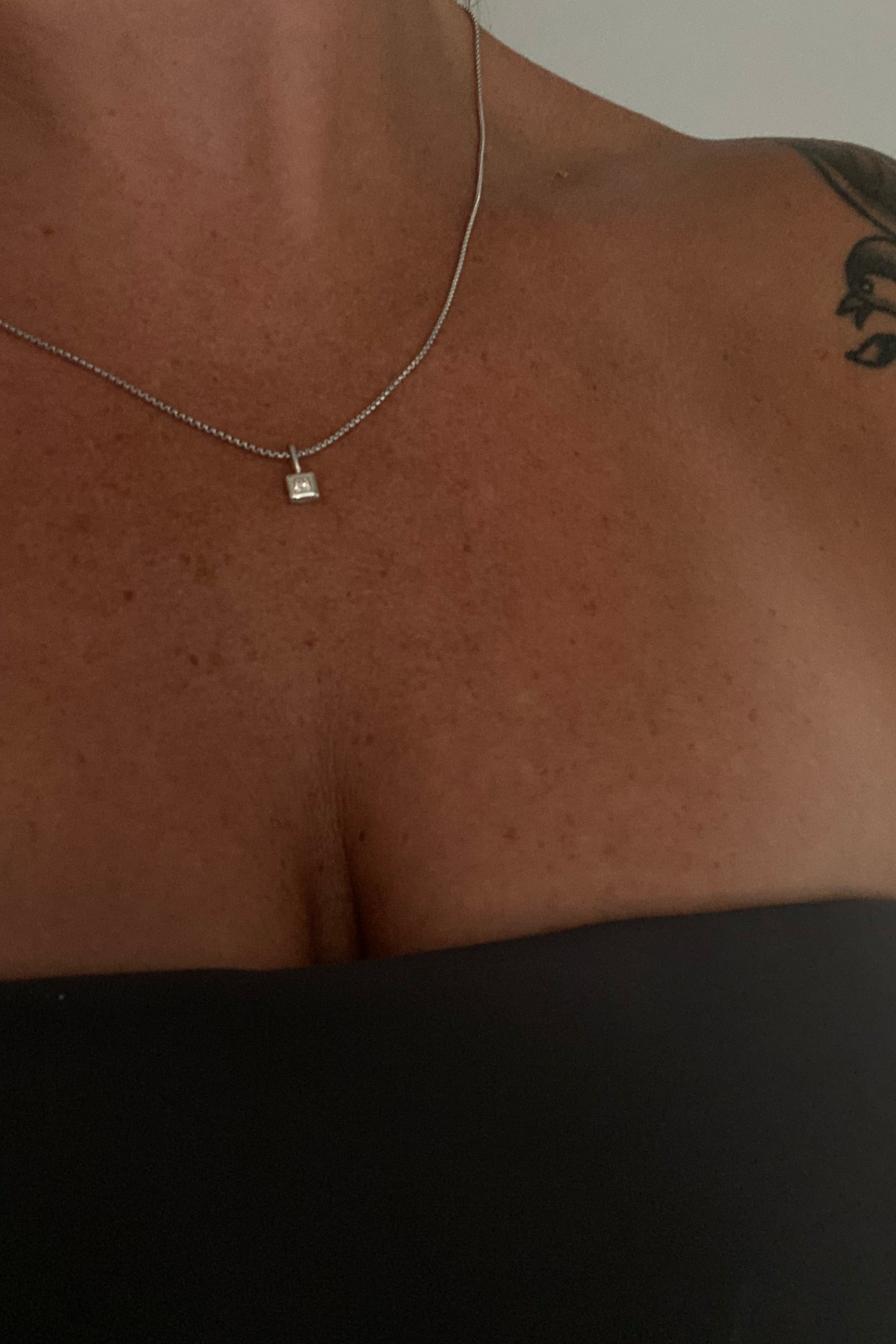 Token Diamond Puff Necklace