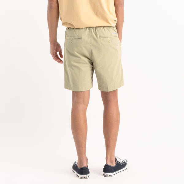 Supply Walkshort in Green Tea