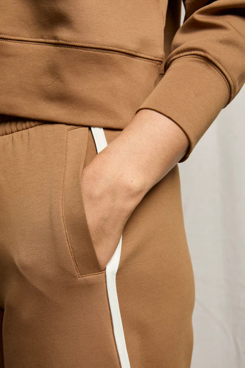 Mikos Wide Leg Pants in Mocha