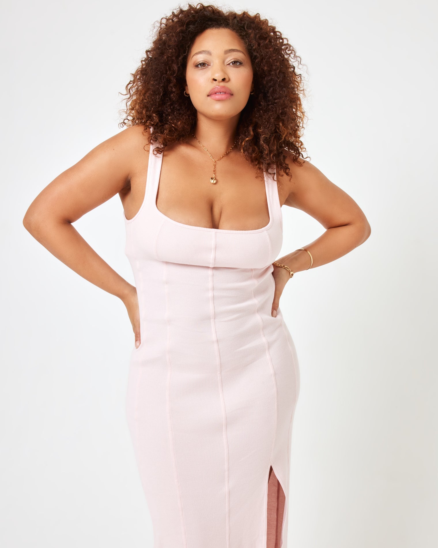 Petal | Model: Amber (size: XL)