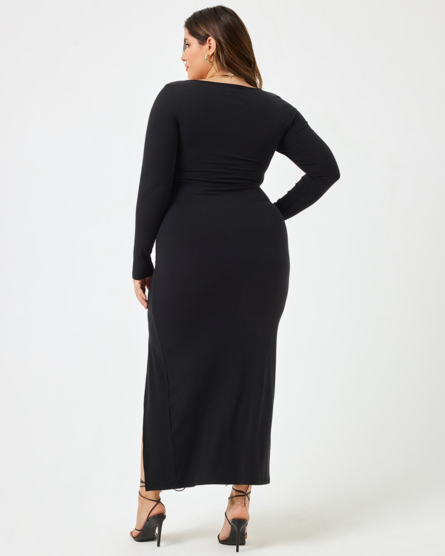 Black | Model: Jessica (size: XL)