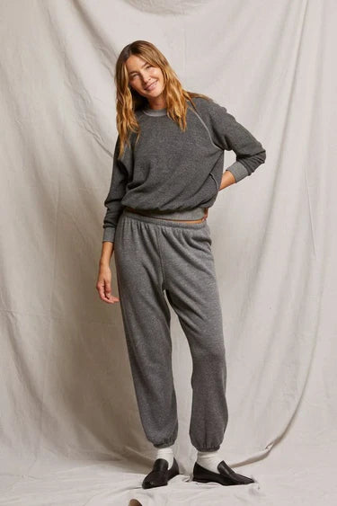 Ziggy Reverse Fleece Crewneck Sweatshirt in Dark Heather Grey