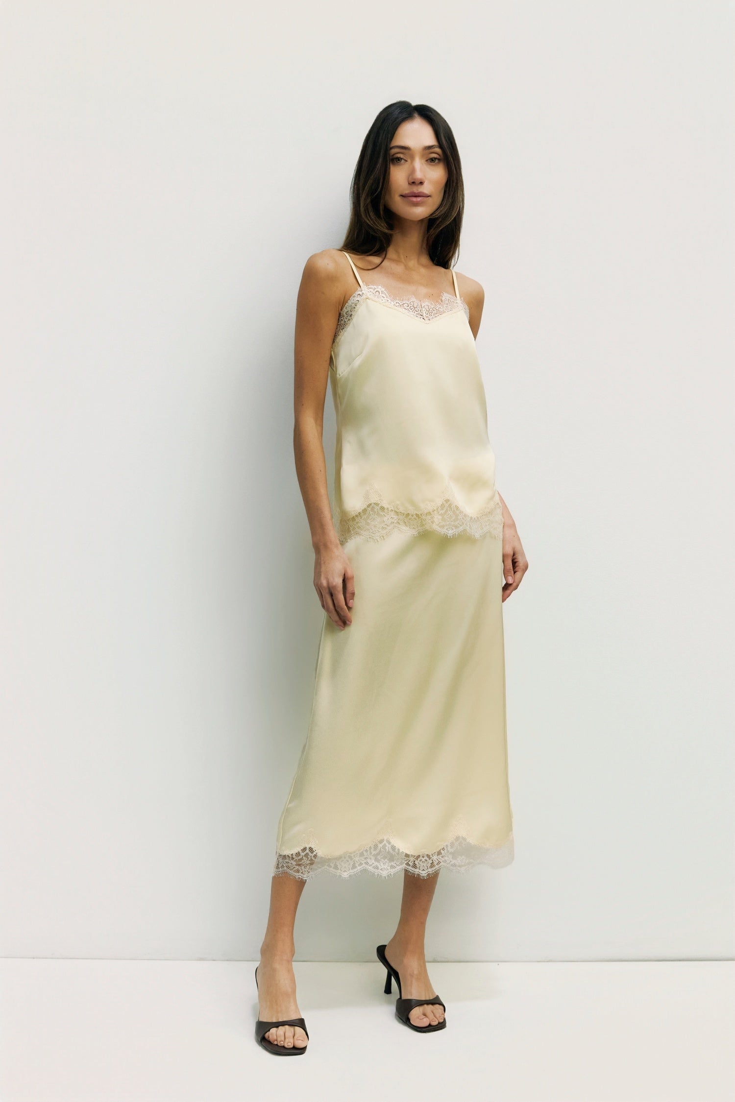 Iona Midi Skirt in Buttercream