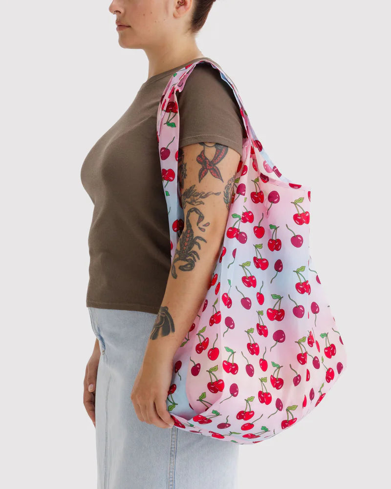 Big Baggu in Cherries