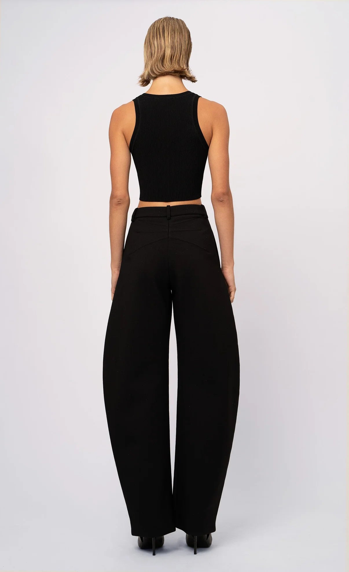 Eve Crop in Black