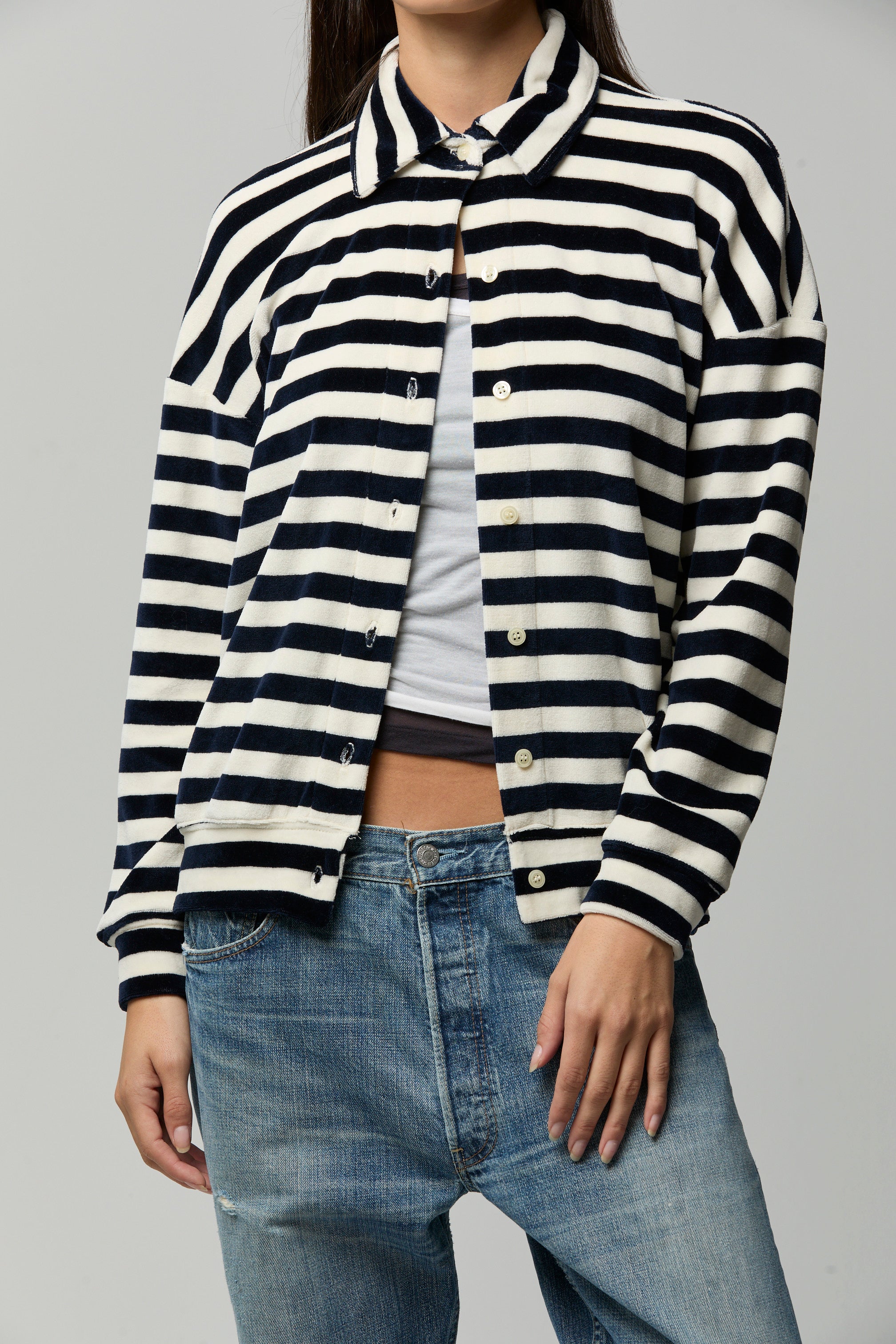 Teri Cardigan in Natural Navy