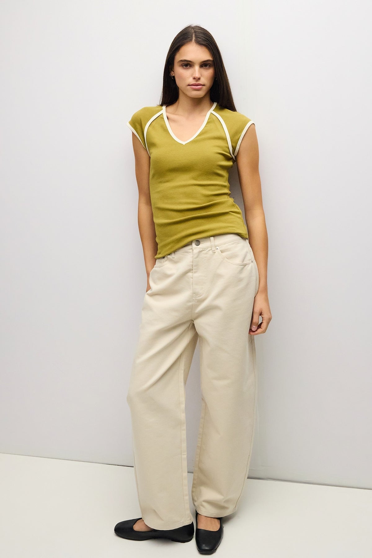 Greta Retro Tee in Moss