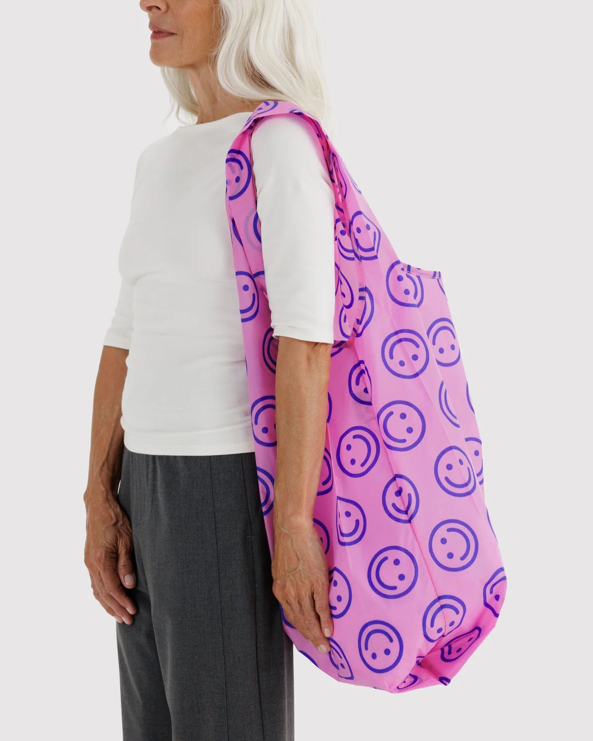 Big Baggu in Pop Pink Happy