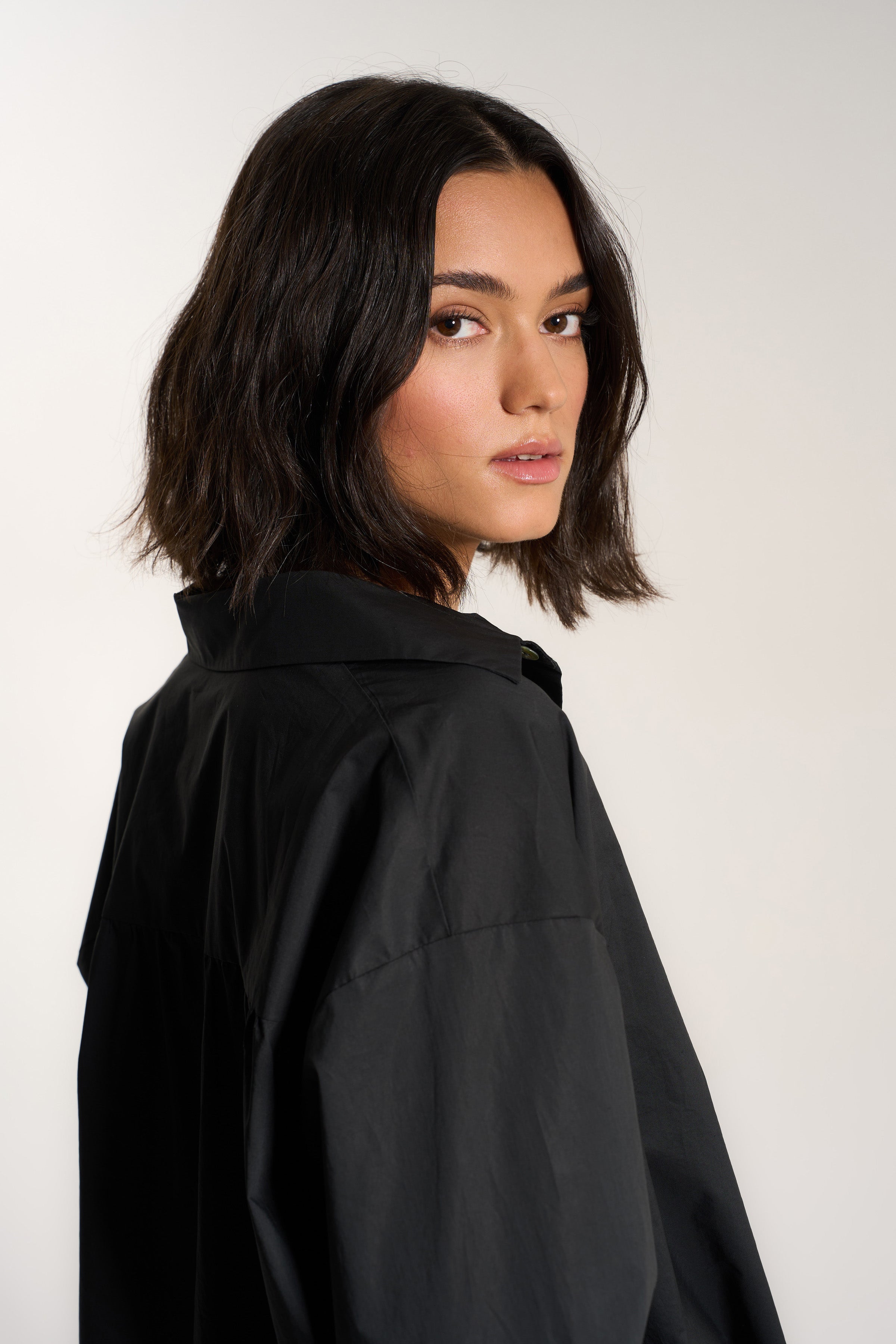 The Poplin Button Down - Black