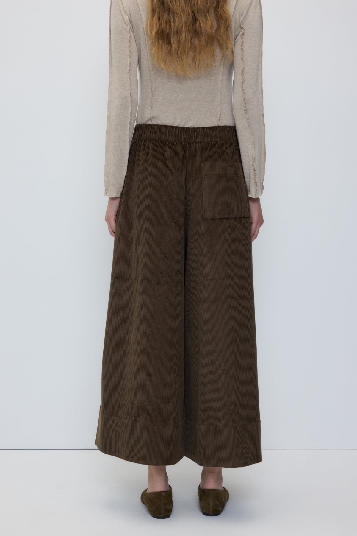 Lobe Corduroy Pants in Khaki
