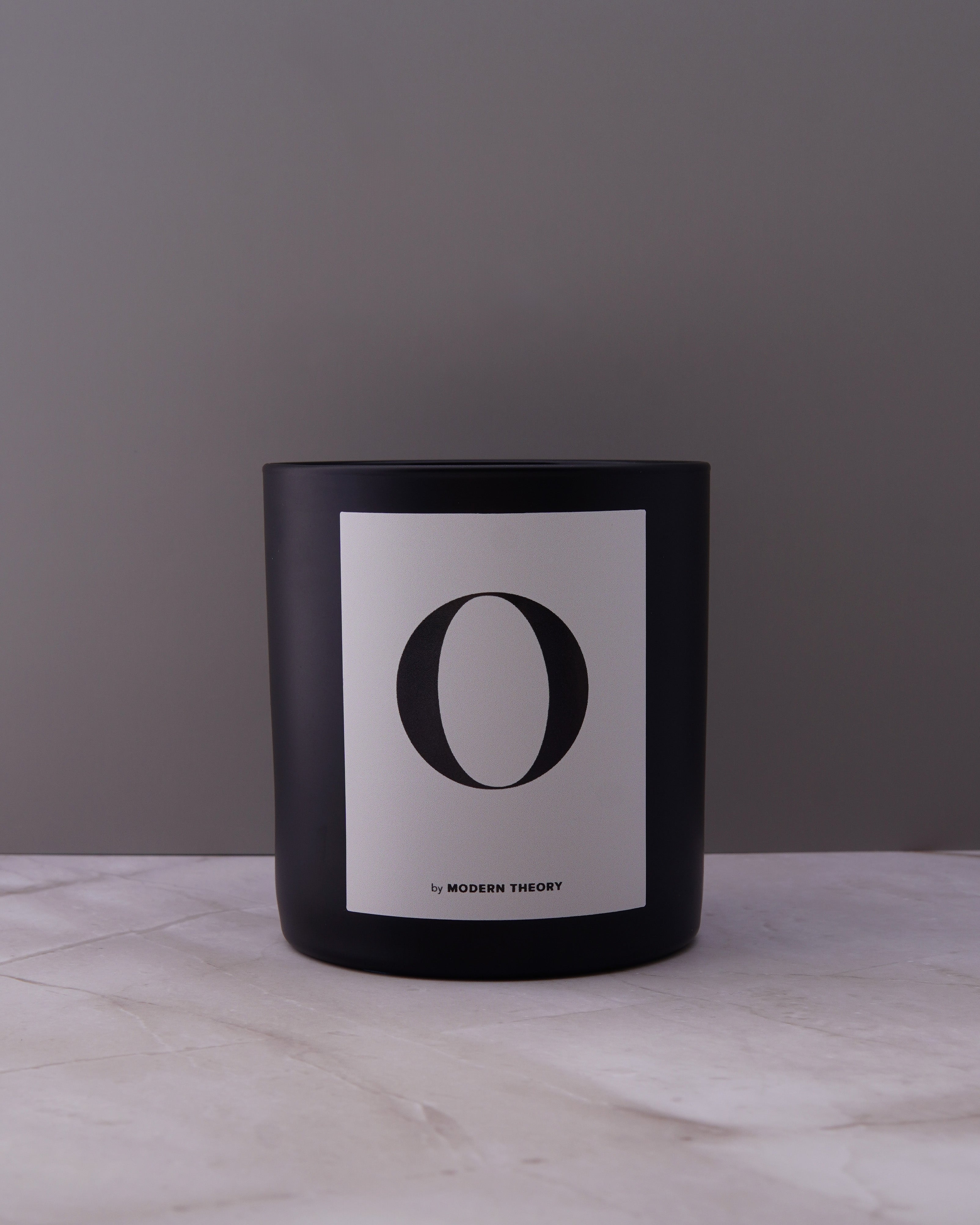 O - MONOGRAM Candle