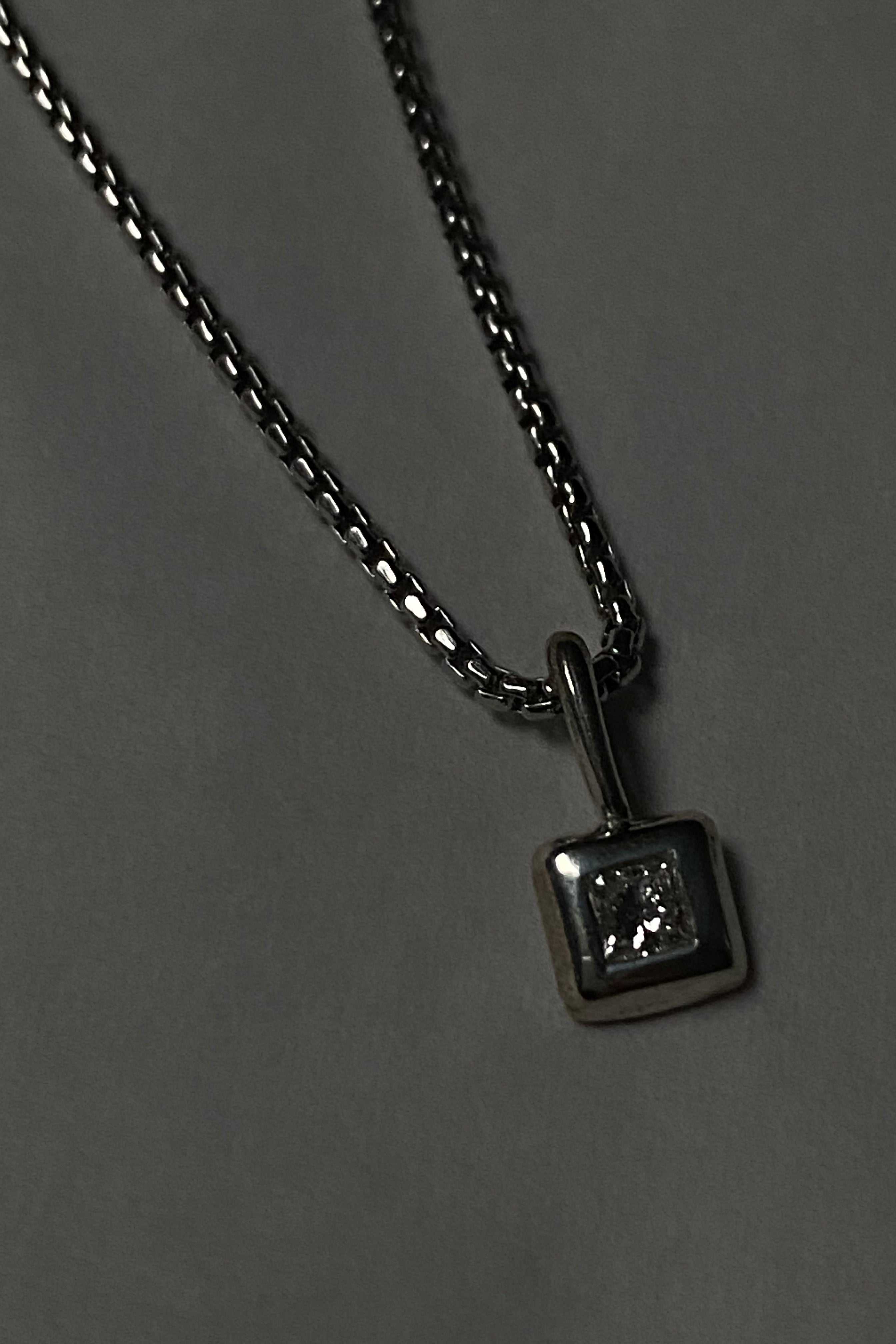 Token Diamond Puff Necklace