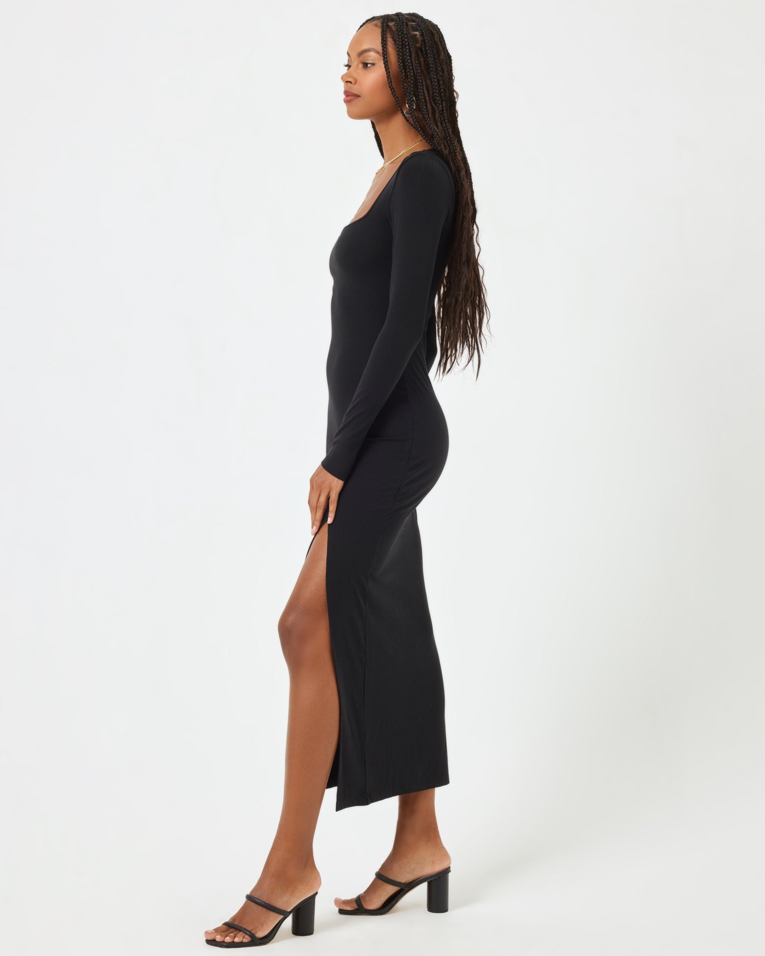 Black | Model: Taelor (size: S)