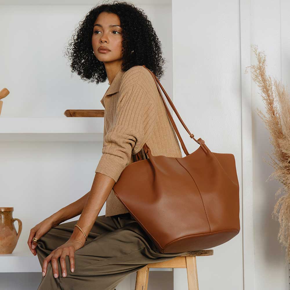 Lydia Saddle Recycled Vegan Shoulder Bag