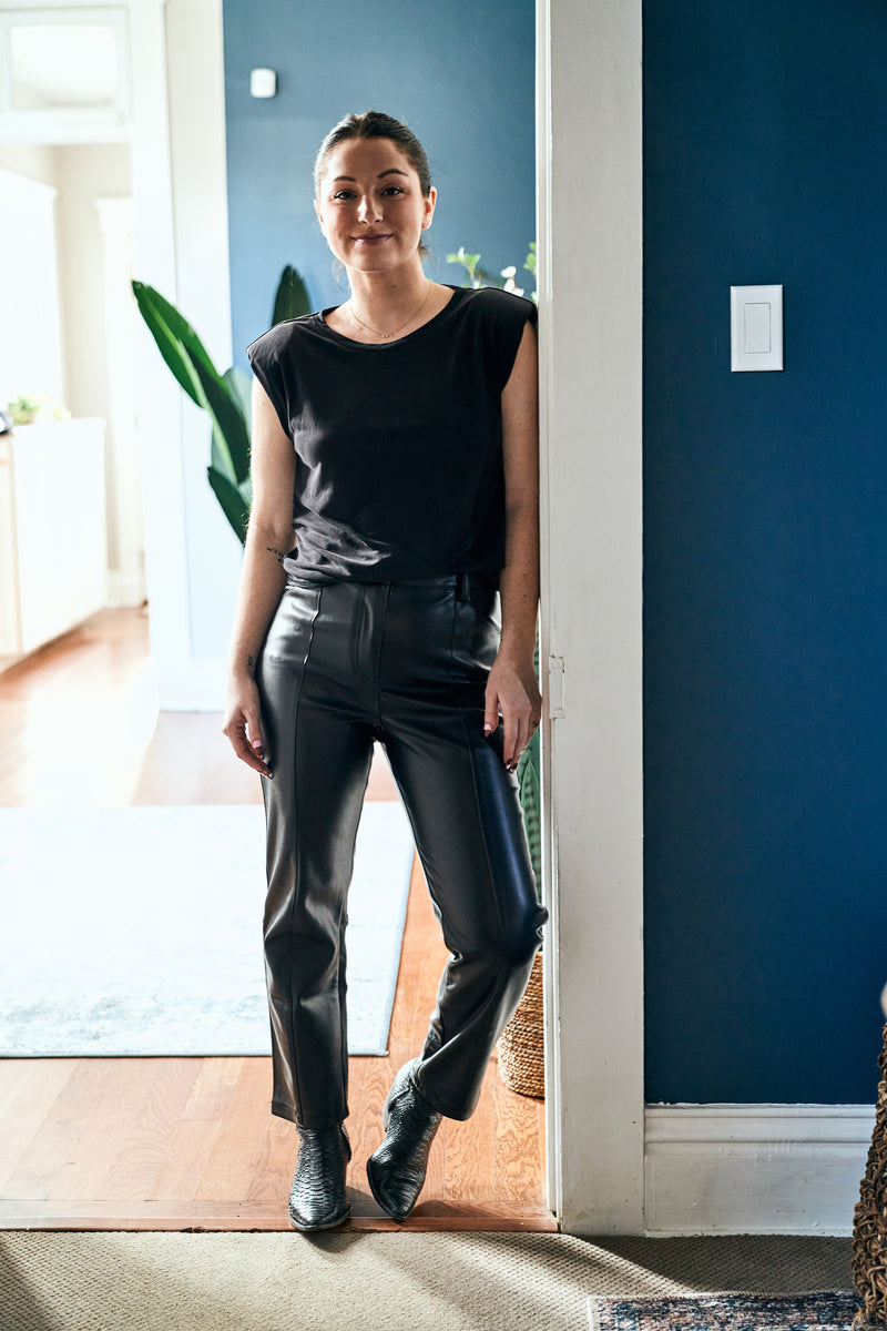 Shoulder Sleeveless Tee in Black
