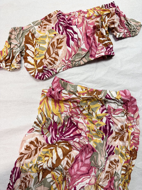 Island Floral Skirt in Tropical