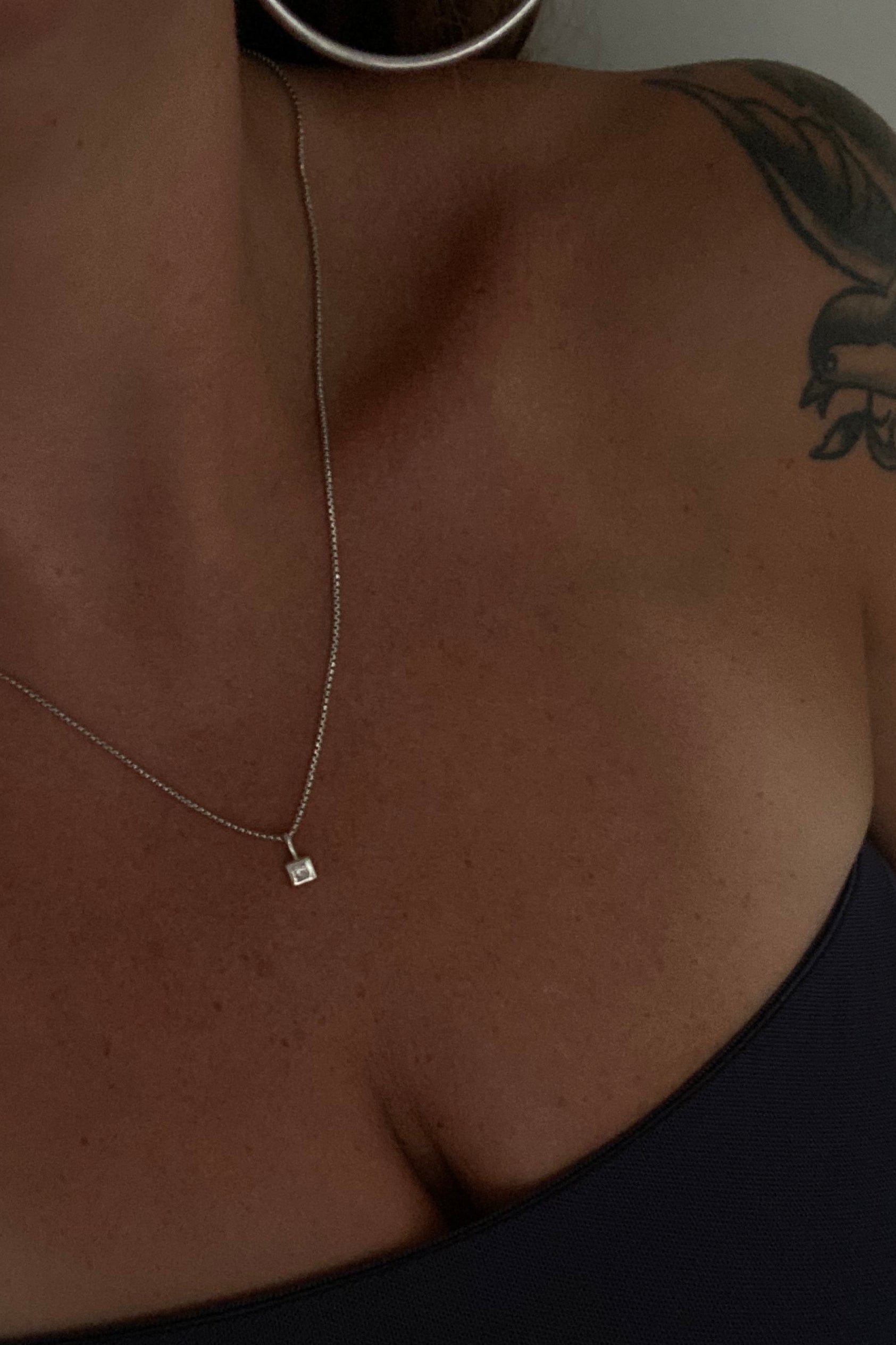 Token Diamond Puff Necklace