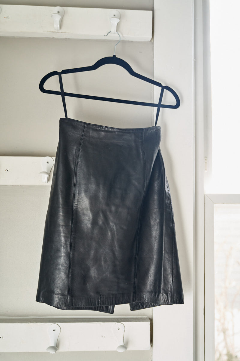 Vintage Lord & Taylor Leather Skirt in Black