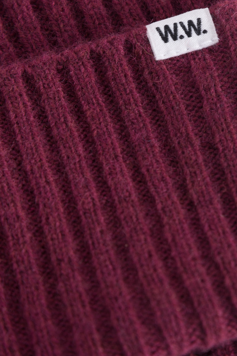 Luca Beanie in Bordeaux