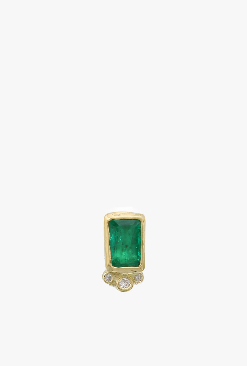 Emerald w/ Triple Diamond Stud