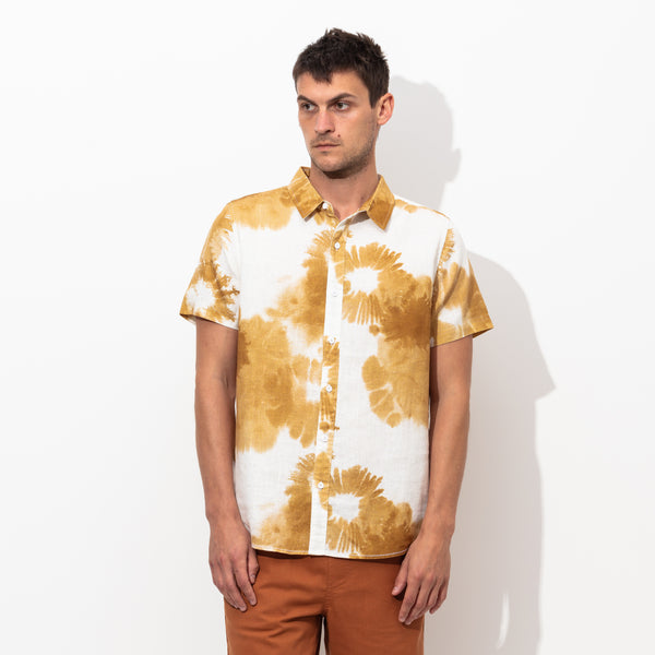 Washed up S/S Woven Shirt in Tobacco