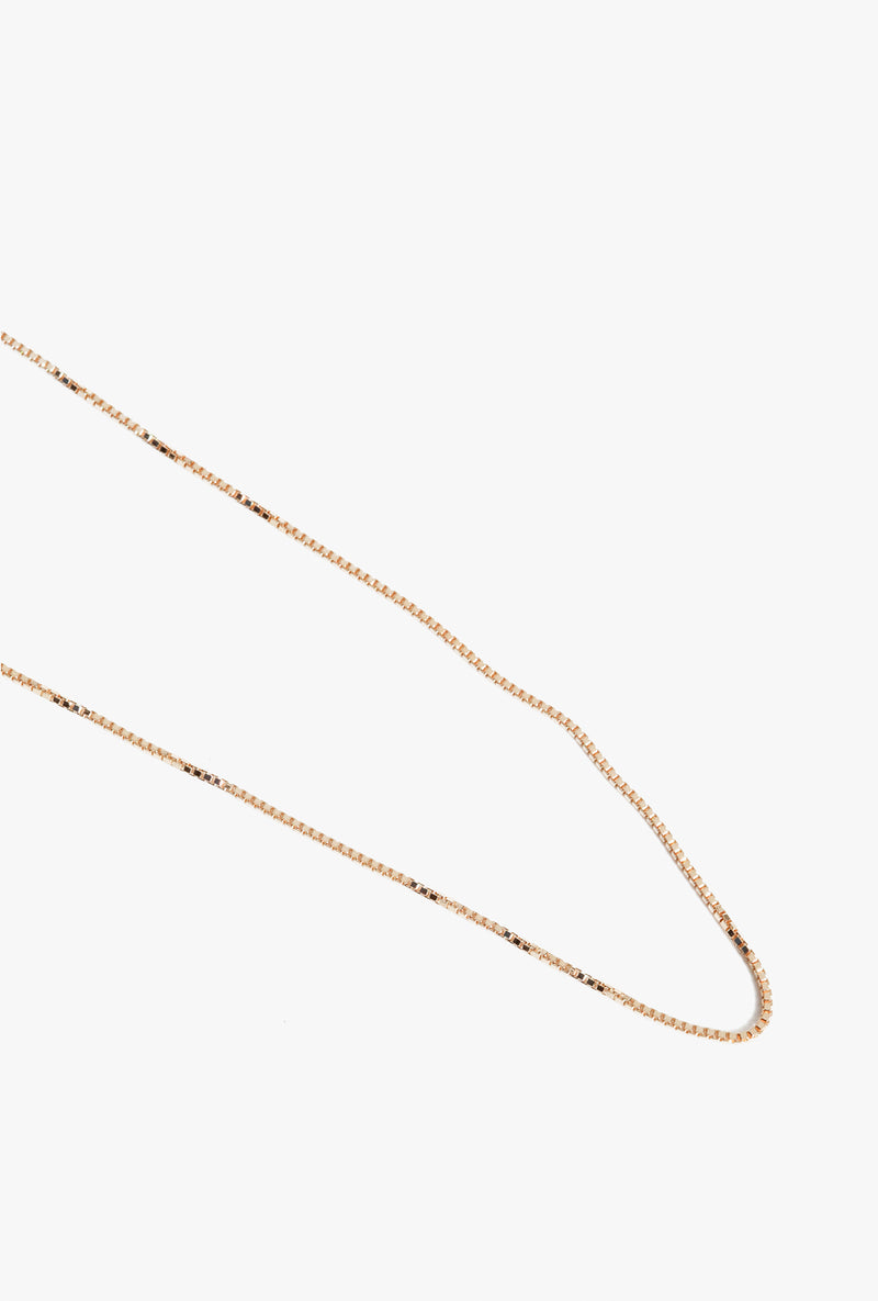 Clea Chain Necklace in Gold