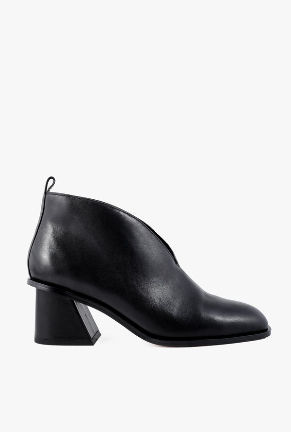 Terry Deep V Boot