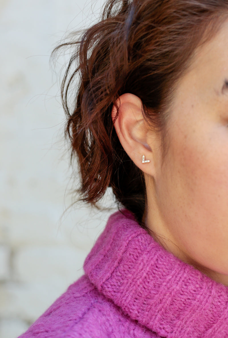 Diamond Baguette Chevron Stud Earring - Single