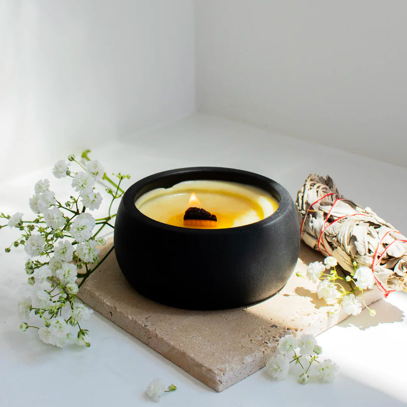Pause Coconut Soy Candle in Black