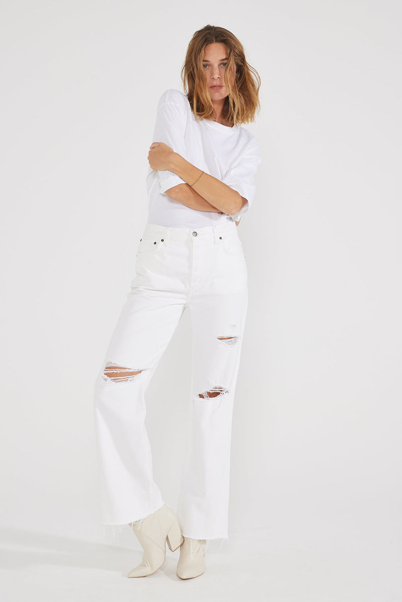 Amis Mid Rise Relaxed Boot - Vintage White