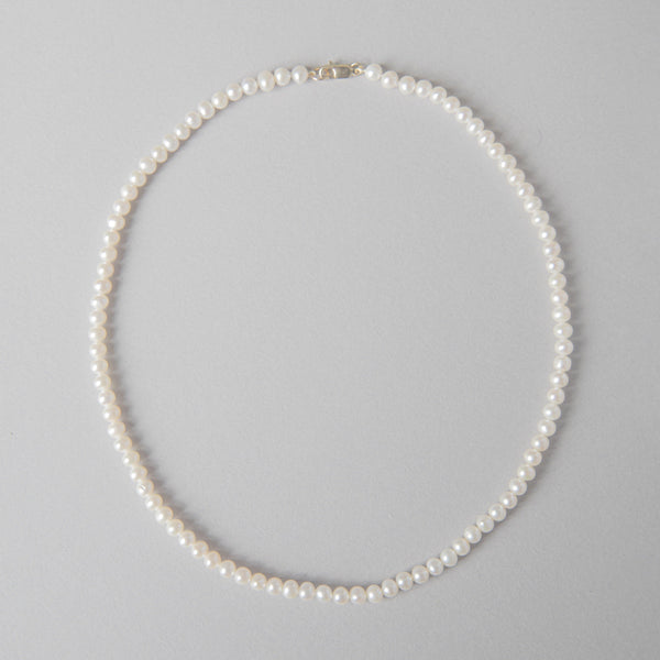 DEMI FRESHWATER PEARL NECKLACE