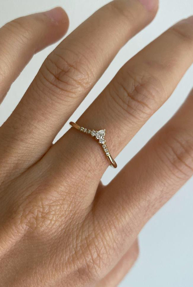 Diamond Peak Ring